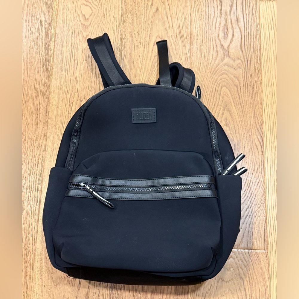 Bluzen Neoprene Backpack Black